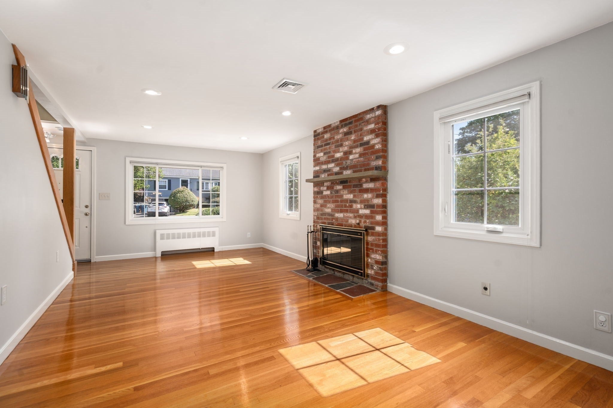 7 Cape Cod Ln, Canton, MA Photo #11