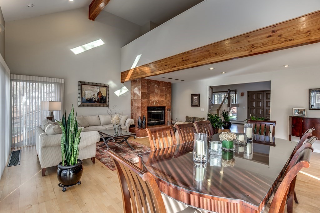11 Beethoven Ave 11