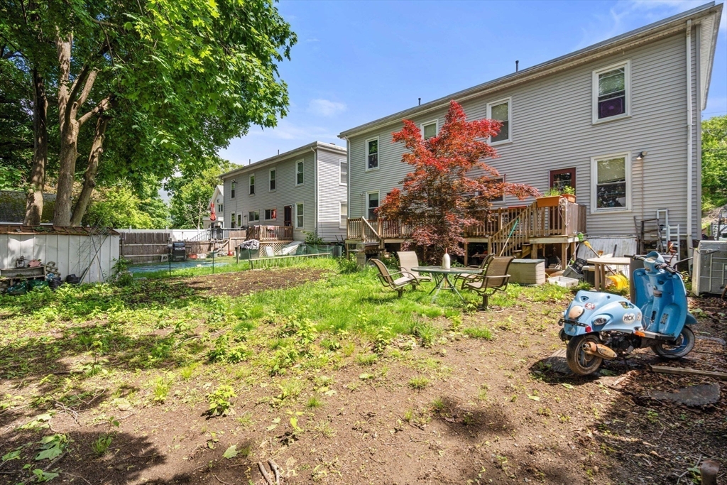 9-15 Maple St