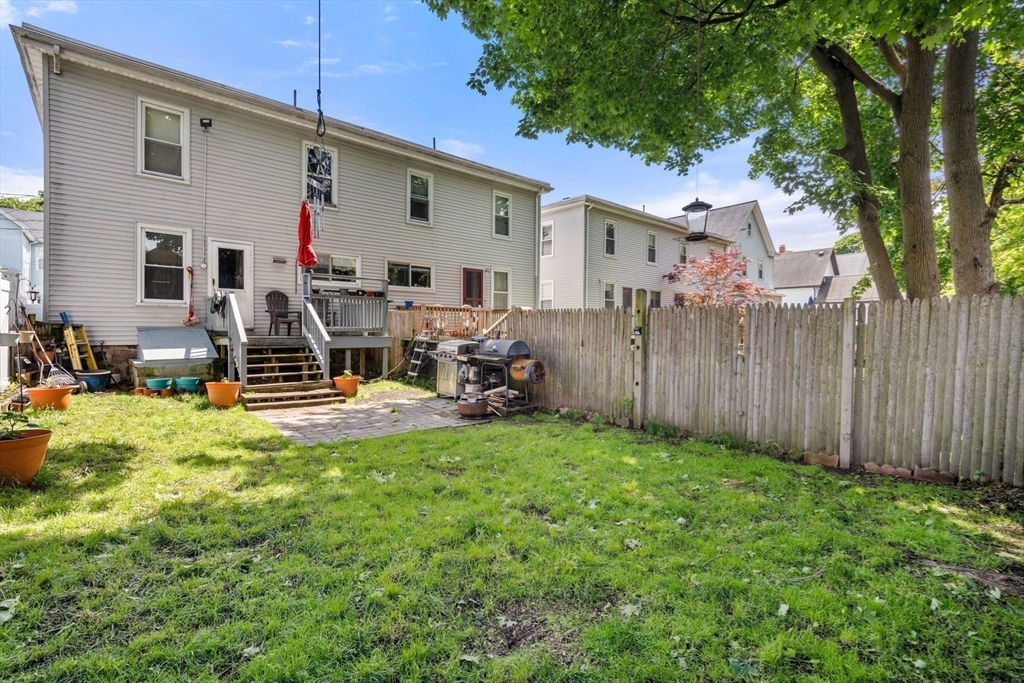 9-15 Maple St