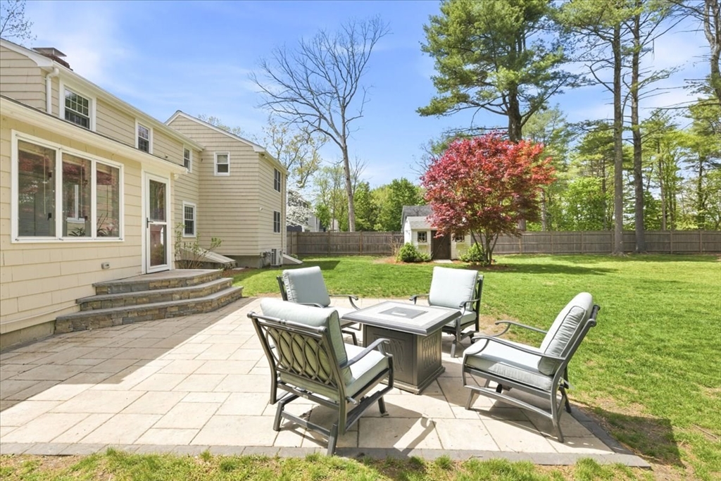 560 Common St, Walpole, MA Photo #41