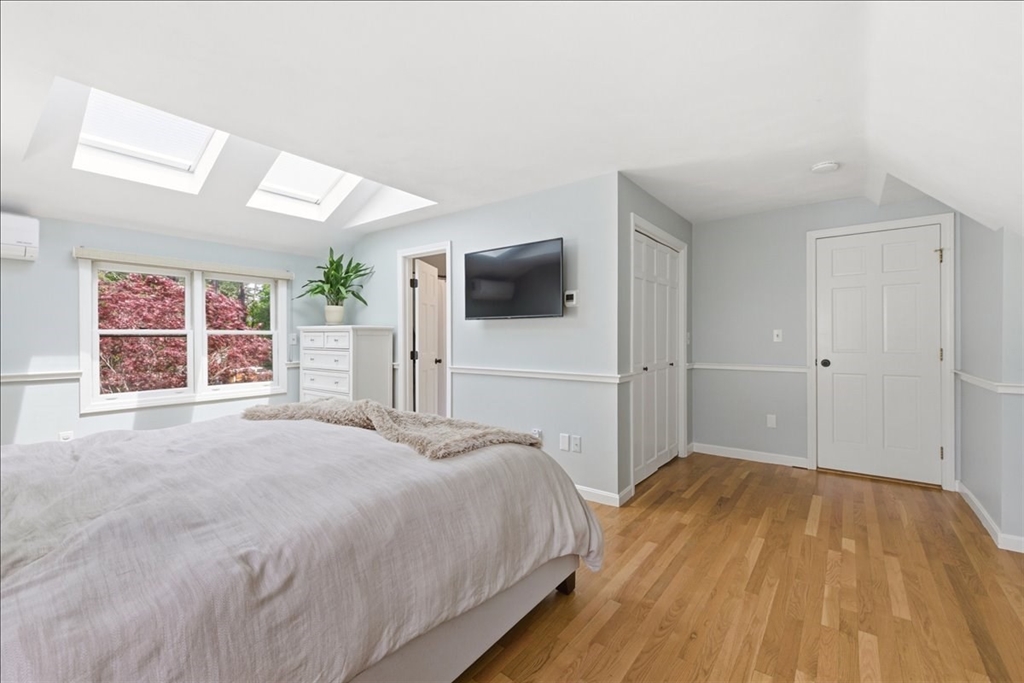 560 Common St, Walpole, MA Photo #28