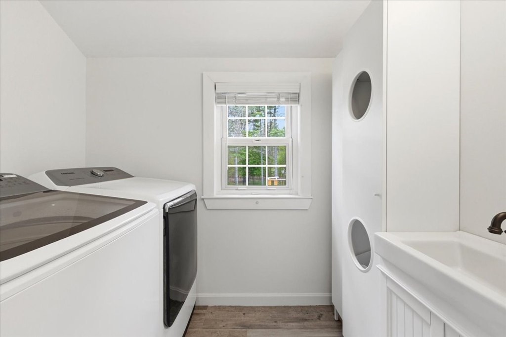 560 Common St, Walpole, MA Photo #35