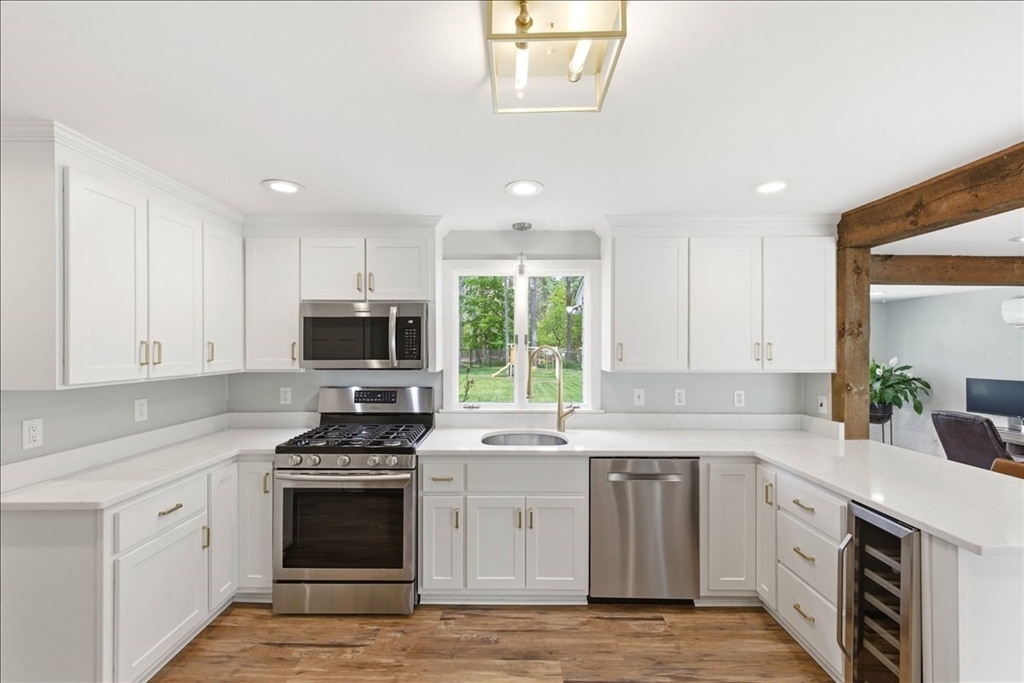560 Common St, Walpole, MA Photo #13