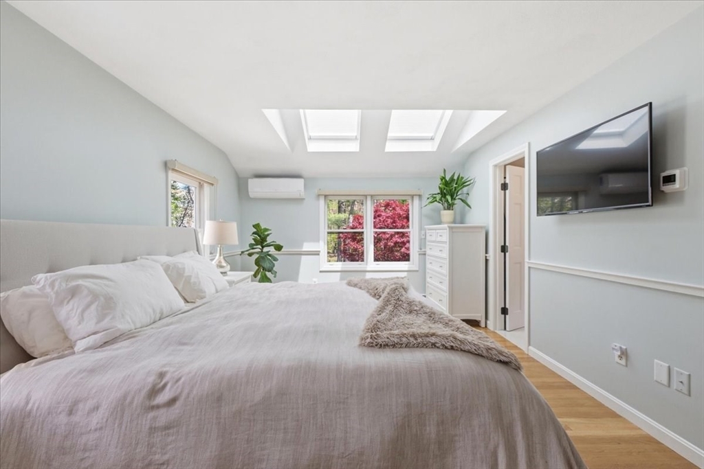 560 Common St, Walpole, MA Photo #27