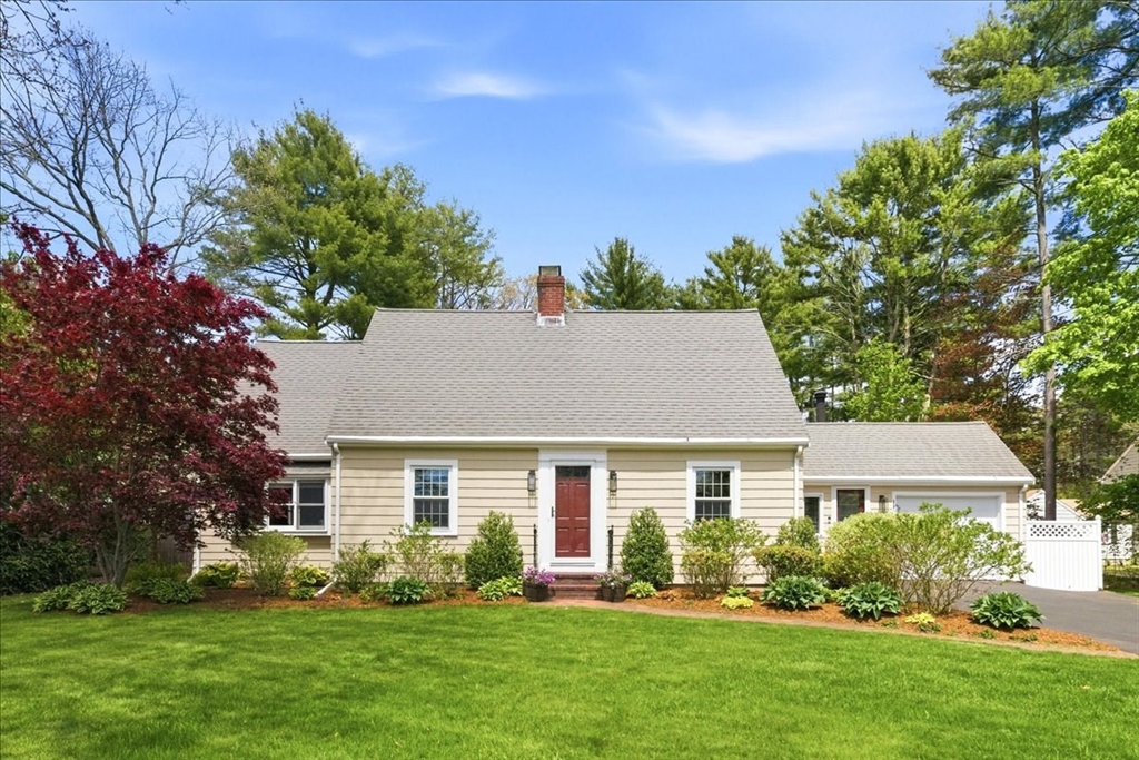 560 Common St, Walpole, MA Photo #1