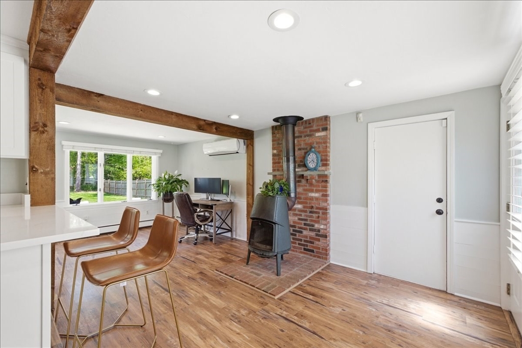 560 Common St, Walpole, MA Photo #18