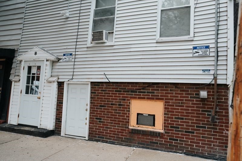 8 Everett St