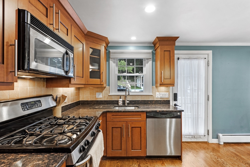 32 Williams St 32