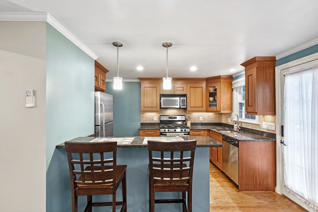 32 Williams St 32