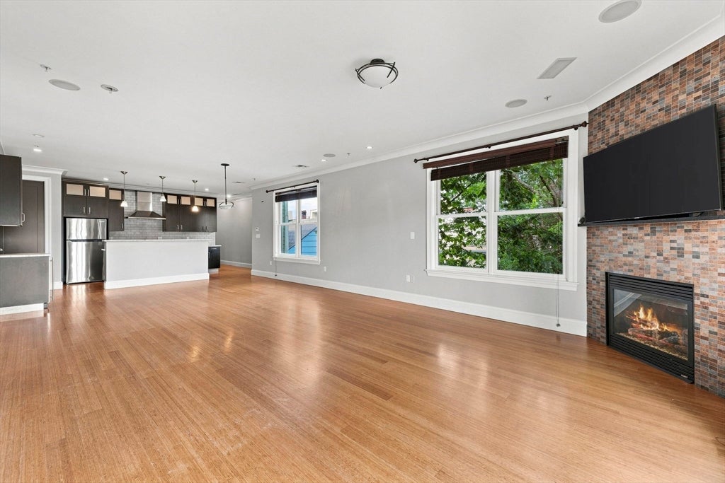 354 Dorchester St #4, Boston, MA Photo #12