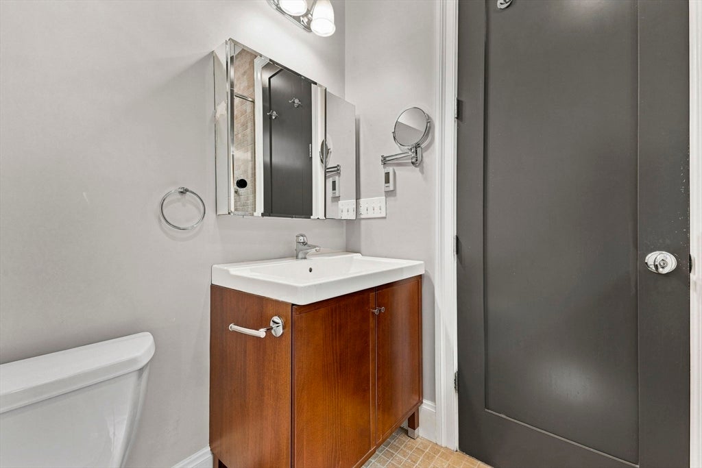 354 Dorchester St #4, Boston, MA Photo #19