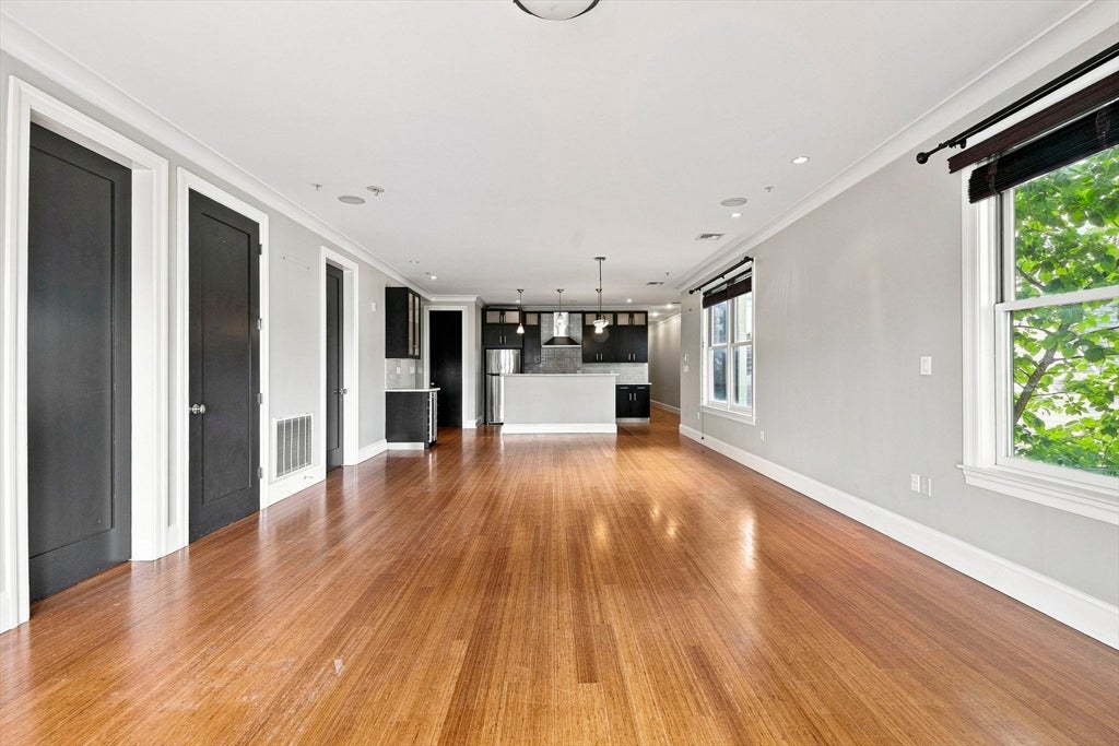 354 Dorchester St #4, Boston, MA Photo #8