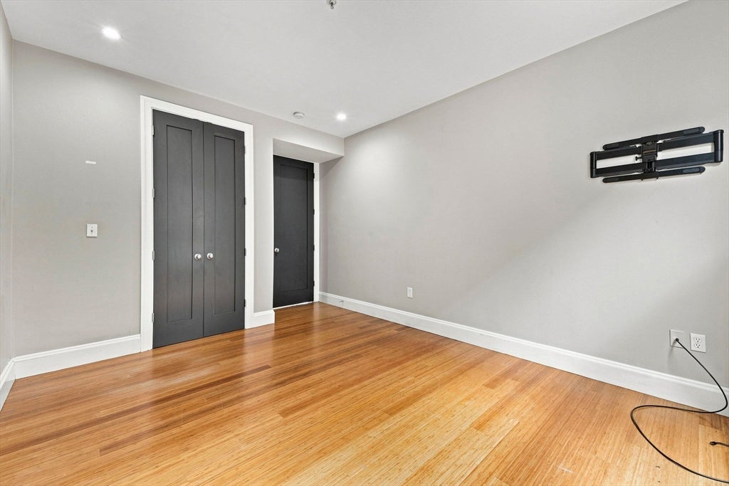 354 Dorchester St #4, Boston, MA Photo #20