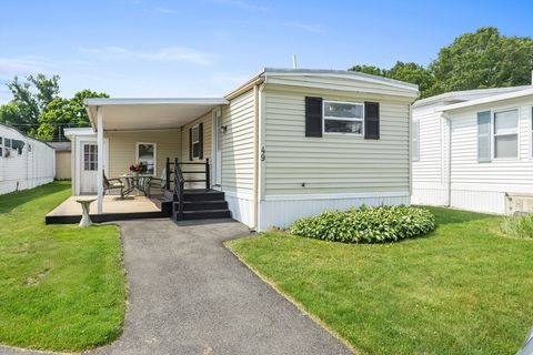 49 Kins Court Wareham MA 02558