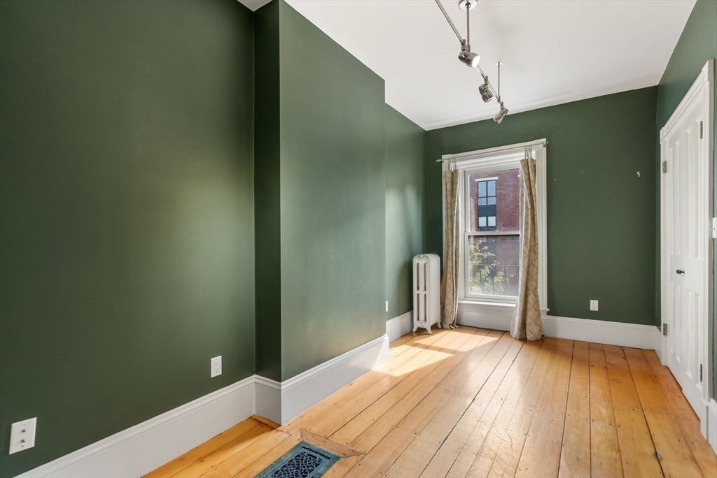23 Cumberland St, Boston, MA Photo #27