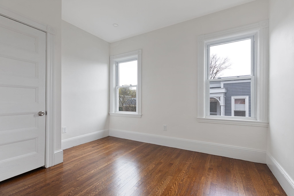 Boston, Massachusetts 02130, United States, 4 Bedrooms Bedrooms, ,2 BathroomsBathrooms,Residential,Active,102376