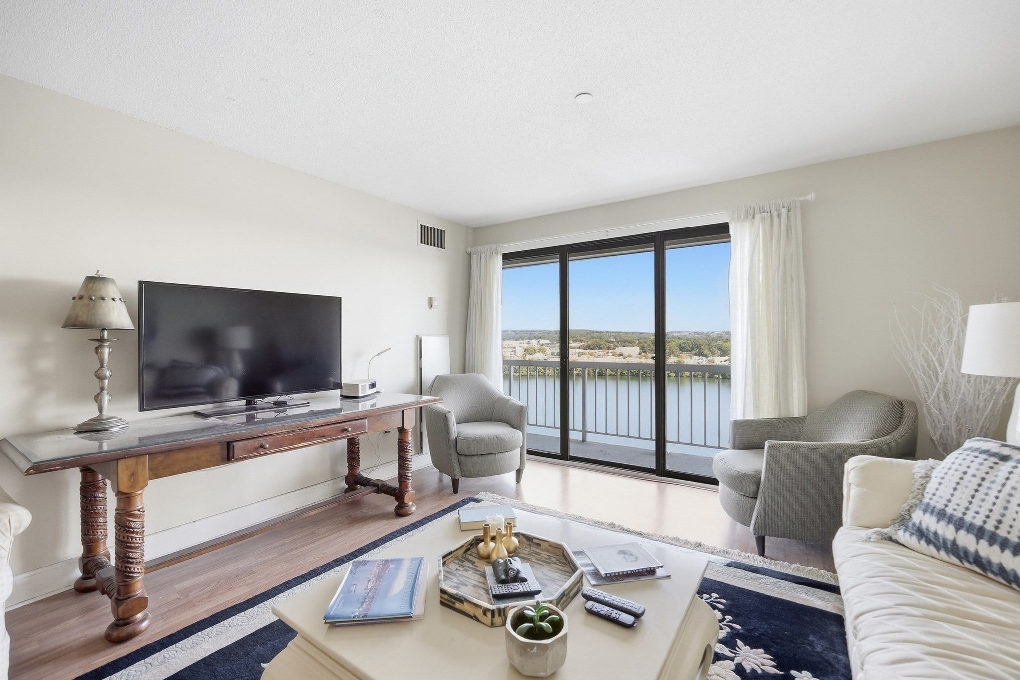 65 Lake Ave #824, Worcester, MA, 65 Lake Ave #824, Worcester, MA Photo #2