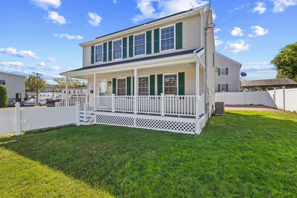 35 Grape St