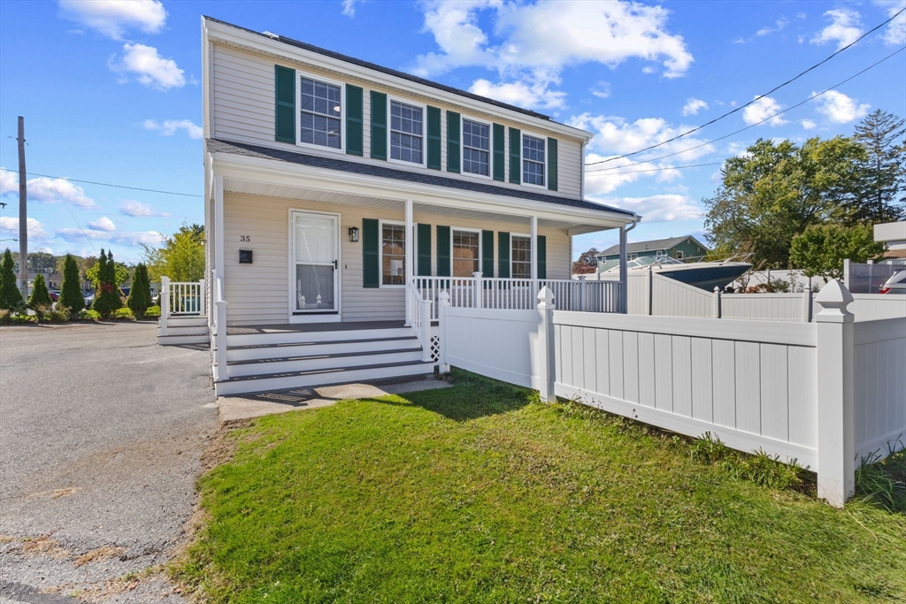 35 Grape St