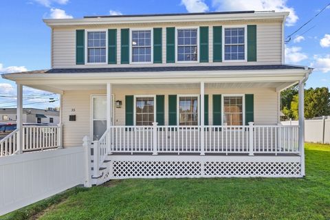 35 Grape St Woburn MA 01801