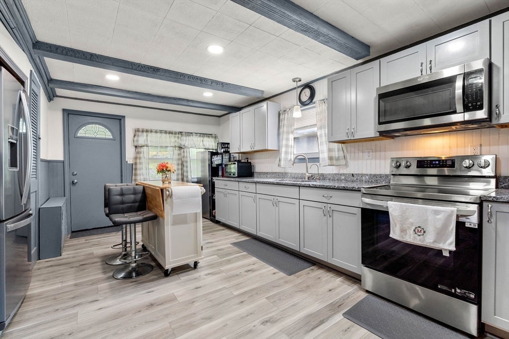 721 River St, Haverhill, MA, 721 River St, Haverhill, MA Photo #7