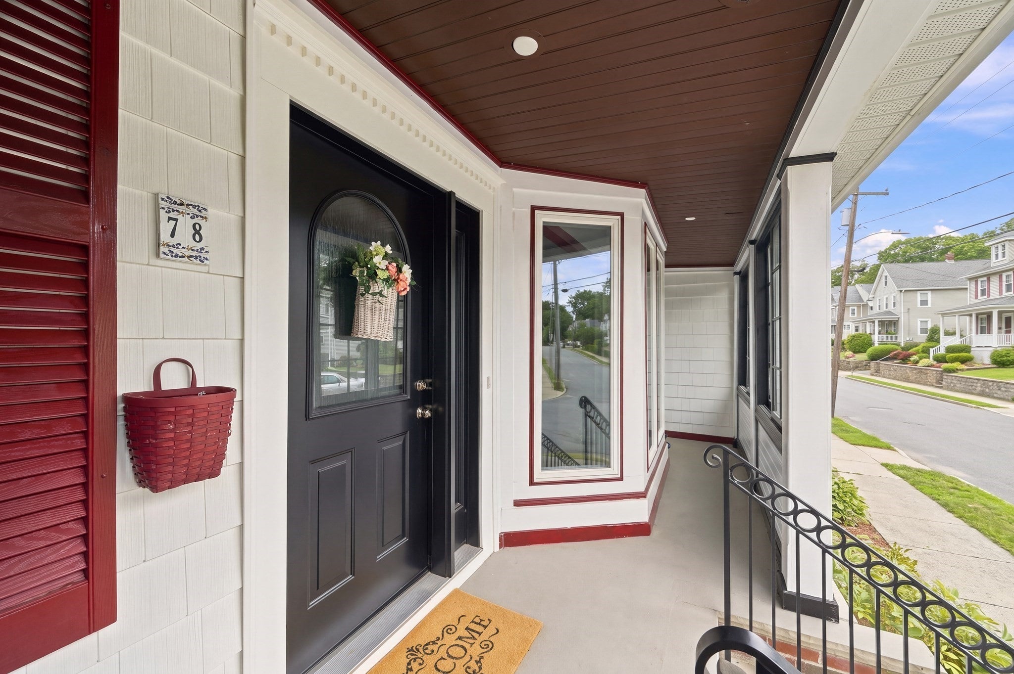 78 Oak St, Wakefield, MA Photo #4