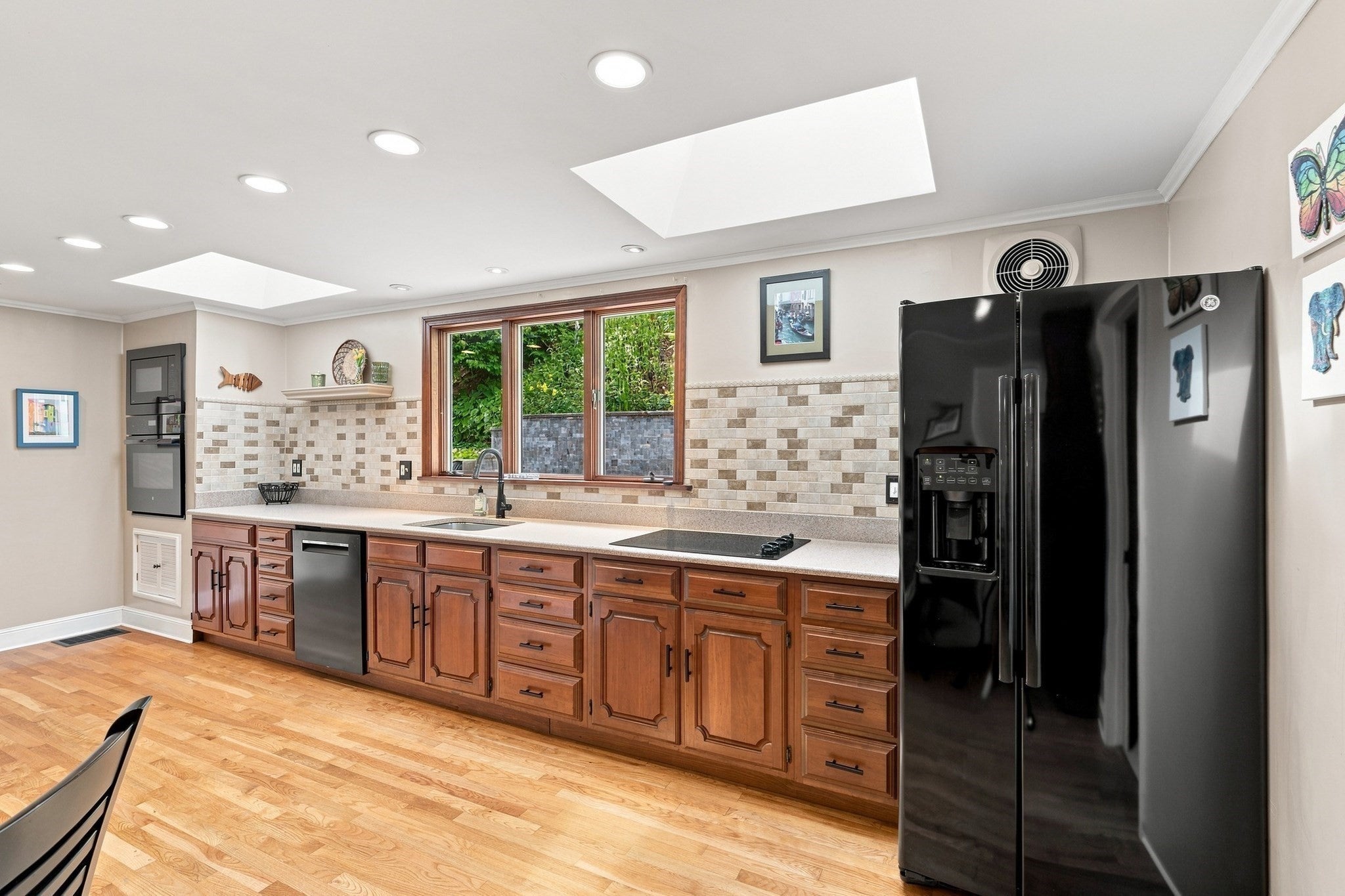 78 Oak St, Wakefield, MA Photo #12