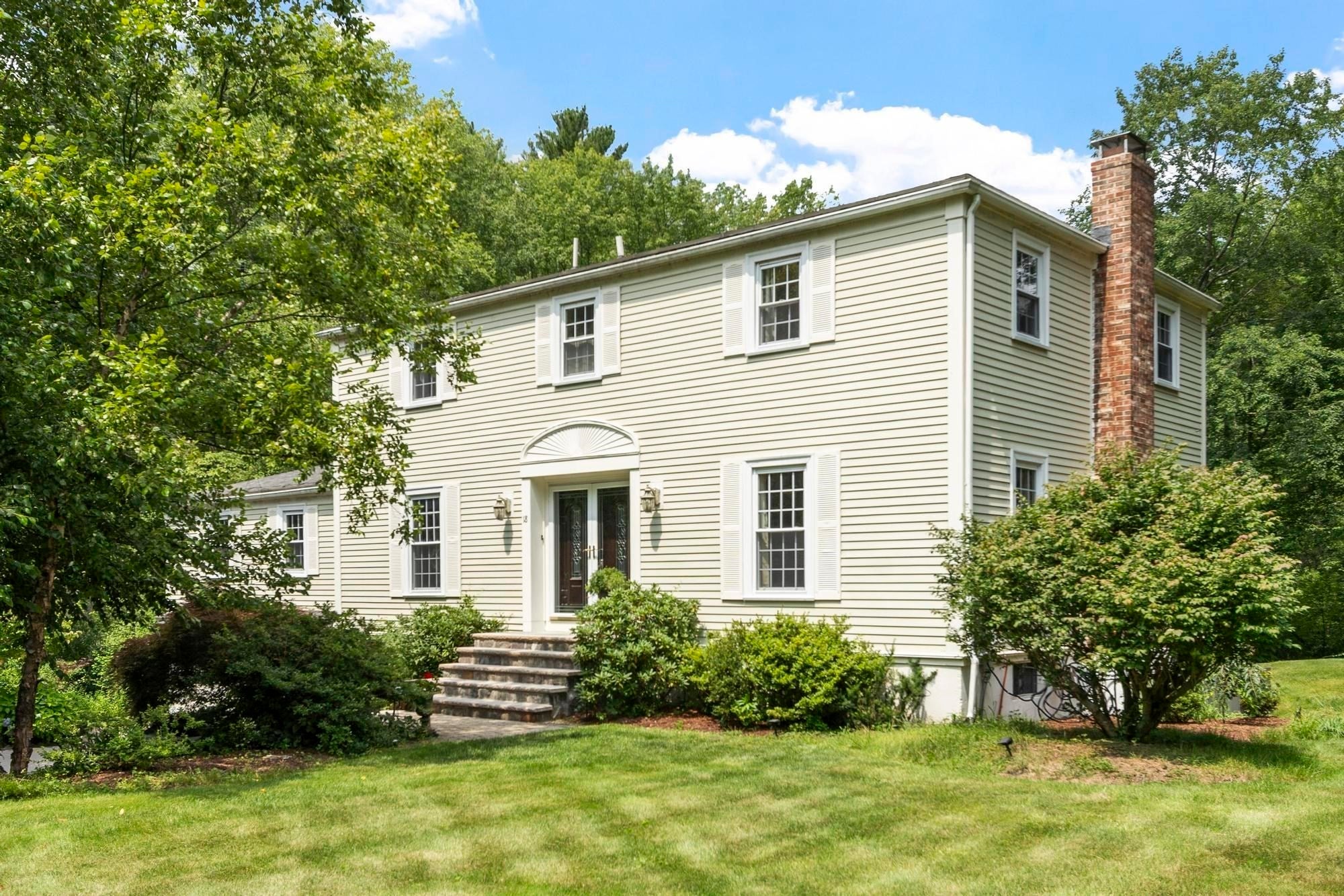 18 Farrwood Dr, Andover, MA Photo #1