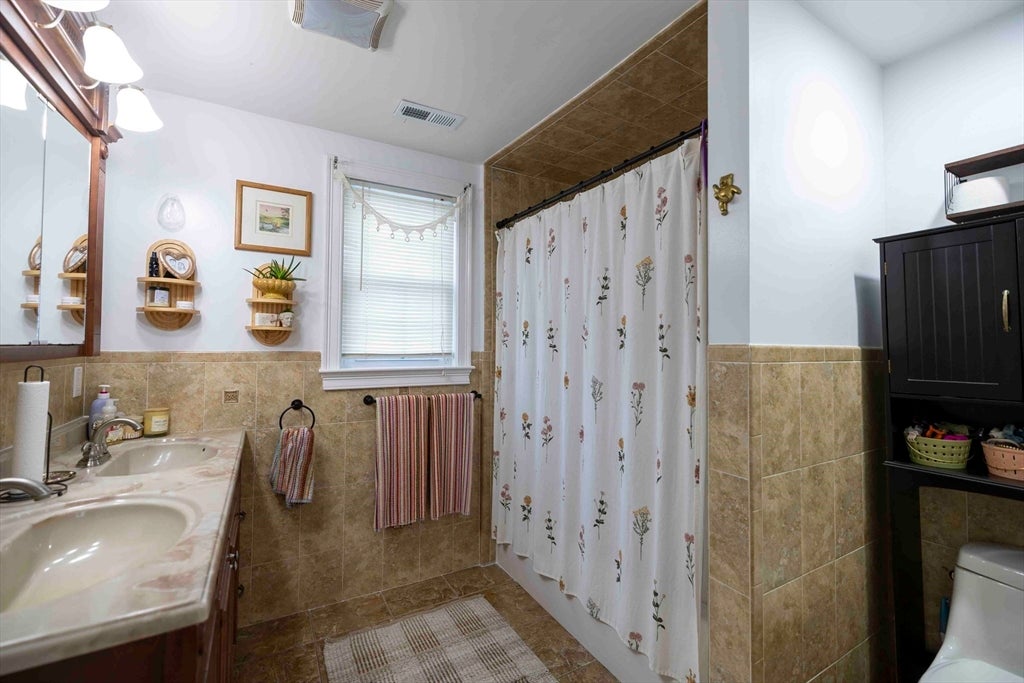 54 Arizona St, Fall River, MA, 54 Arizona St, Fall River, MA Photo #13