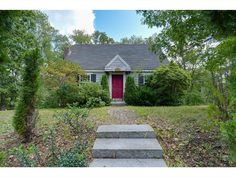 951 Pond St Franklin MA 02038