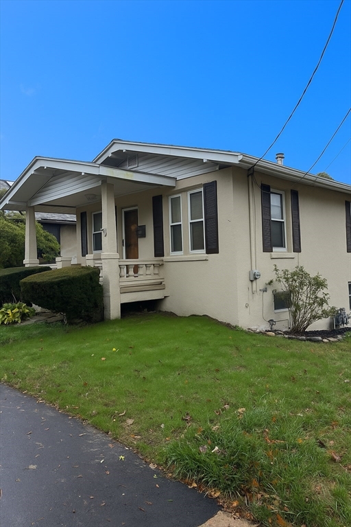 64 Hobart St
