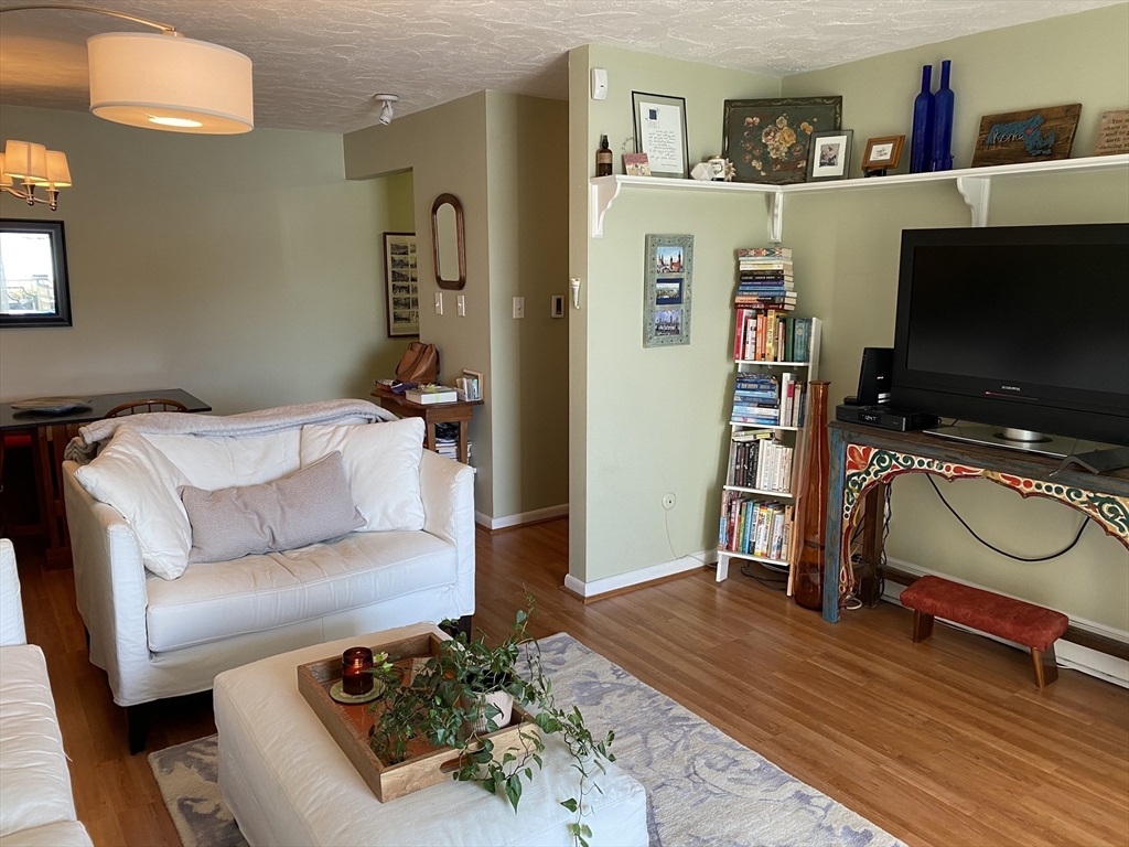 32 Hamilton Street 107