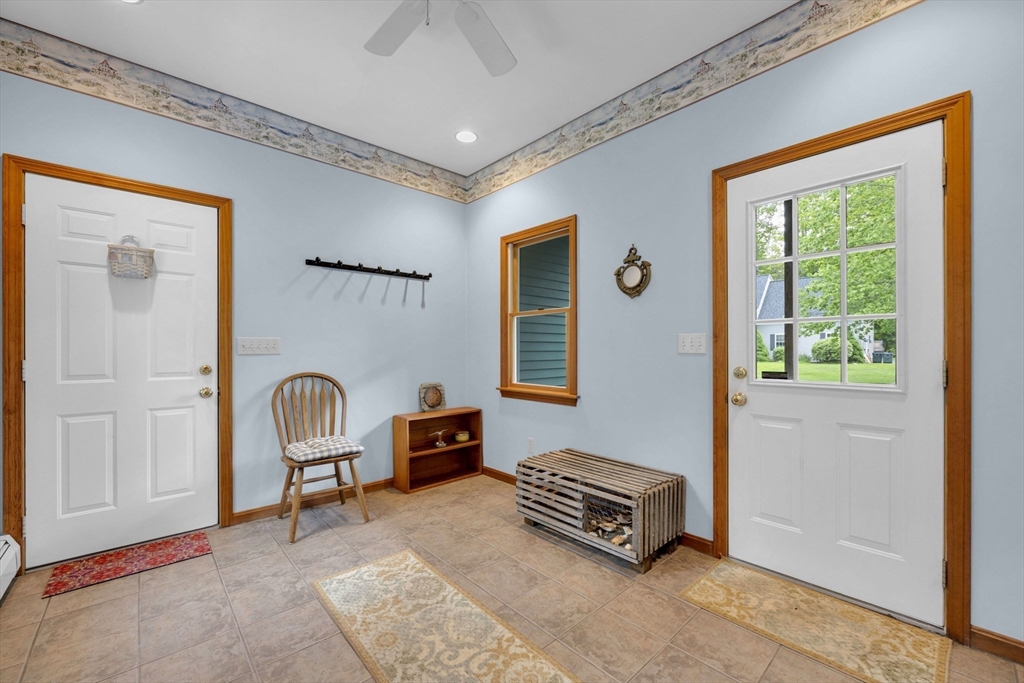 120 Bay Path Rd