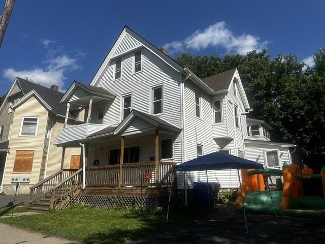 Photo 1 of 24 — 61-63 Acushnet Ave, Springfield, MA 01105