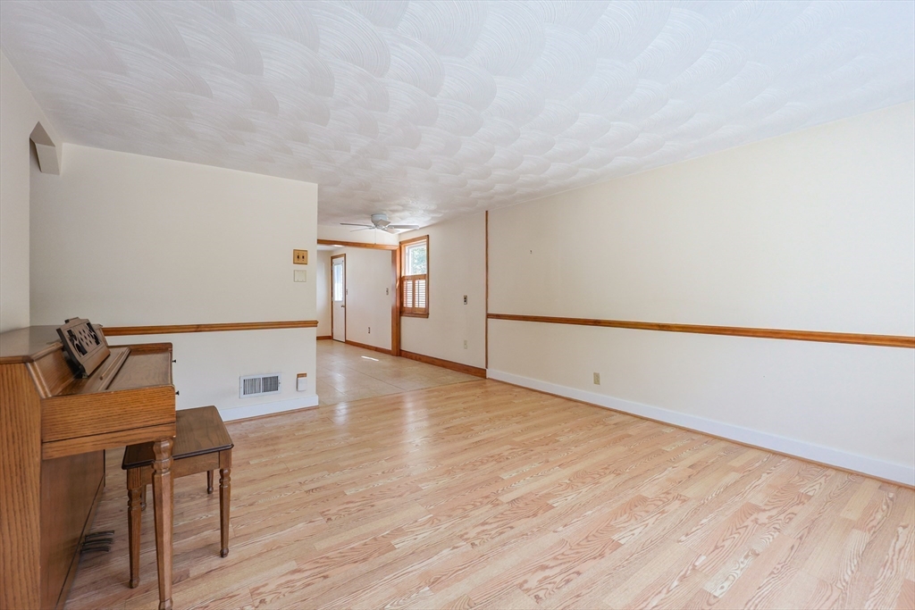 34 Salman St