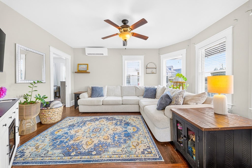 542 Shirley St, Winthrop, MA, 542 Shirley St, Winthrop, MA Photo #6