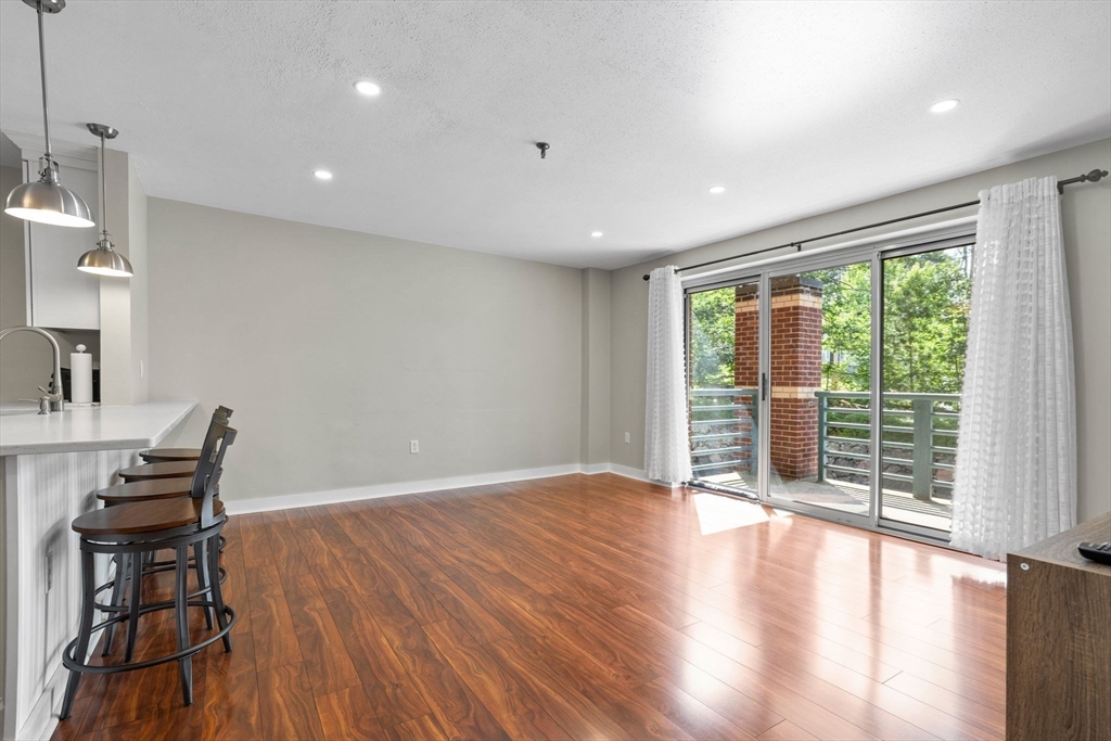 269 Cambridge Rd 203