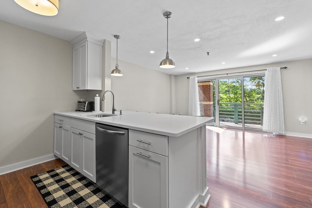 269 Cambridge Rd 203