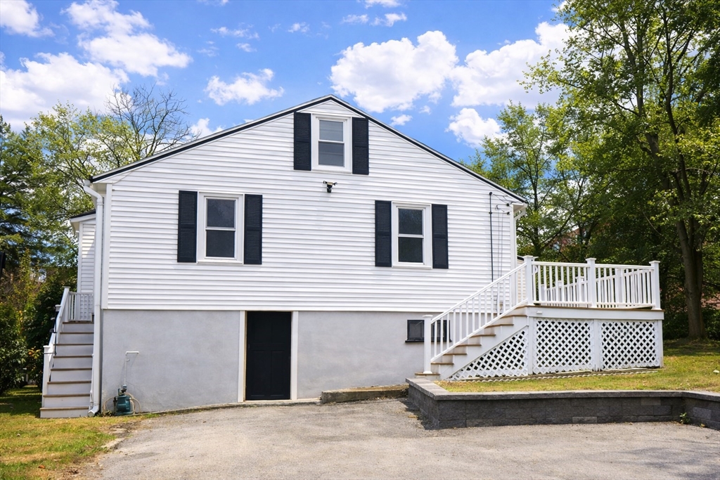 41 Bridgeport Street