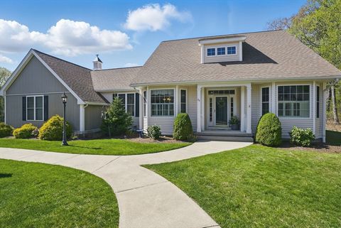 64 Braeburn Ln 64 Ashland MA 01721