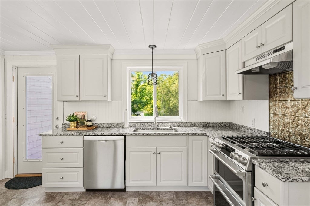 185 Hollis St, Groton, MA, 185 Hollis St, Groton, MA Photo #4