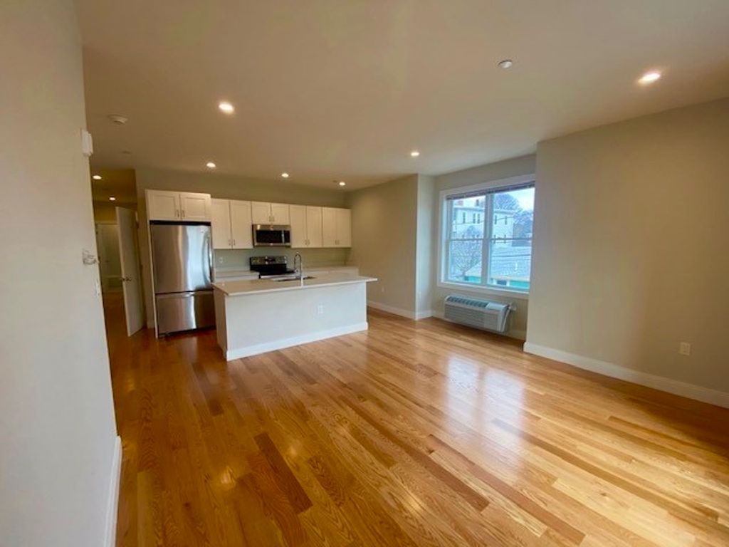 Photo of 208 Neponset Valley Parkway #5, Boston, MA 02136 (MLS # 73467904)