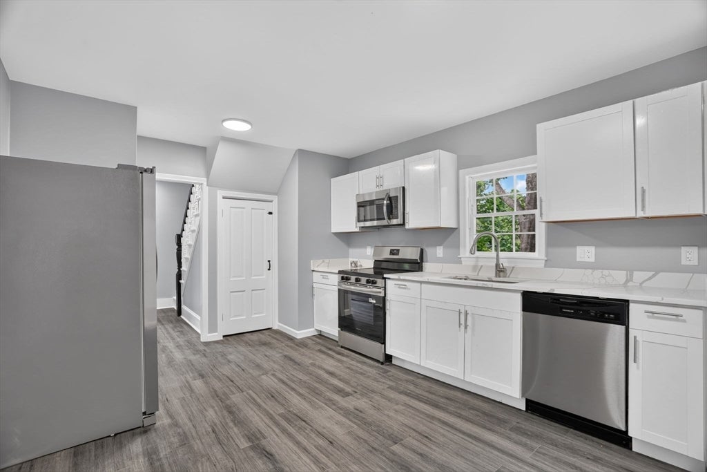 3 Birch Ave