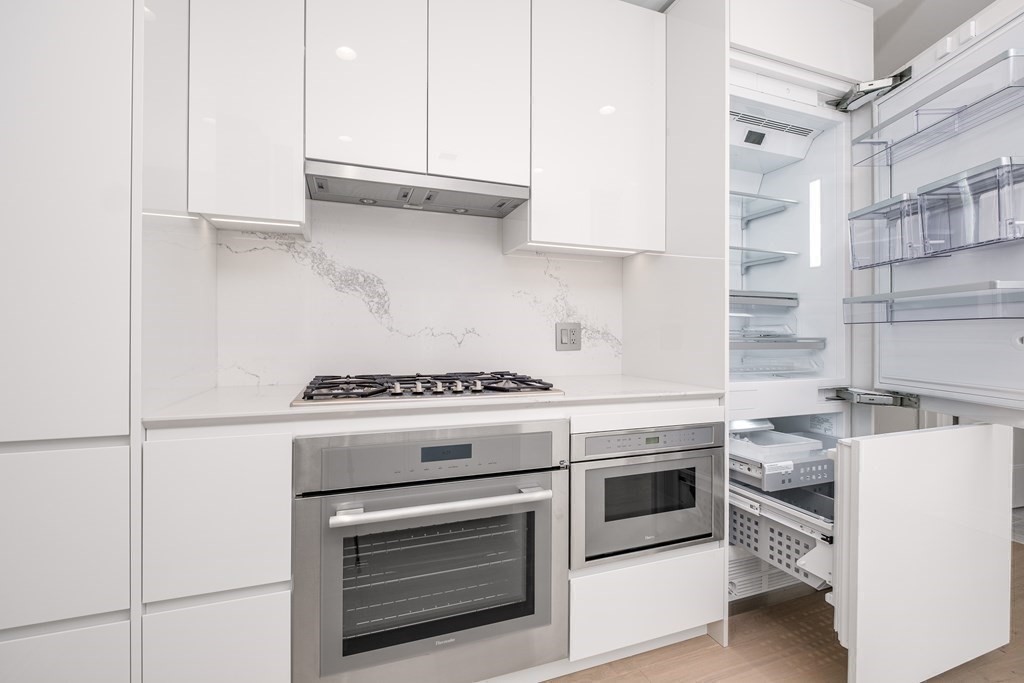 135 Seaport Blvd 1508