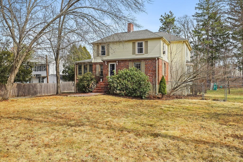 26 Bullard St