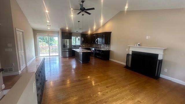 34 Carpenter Ave
