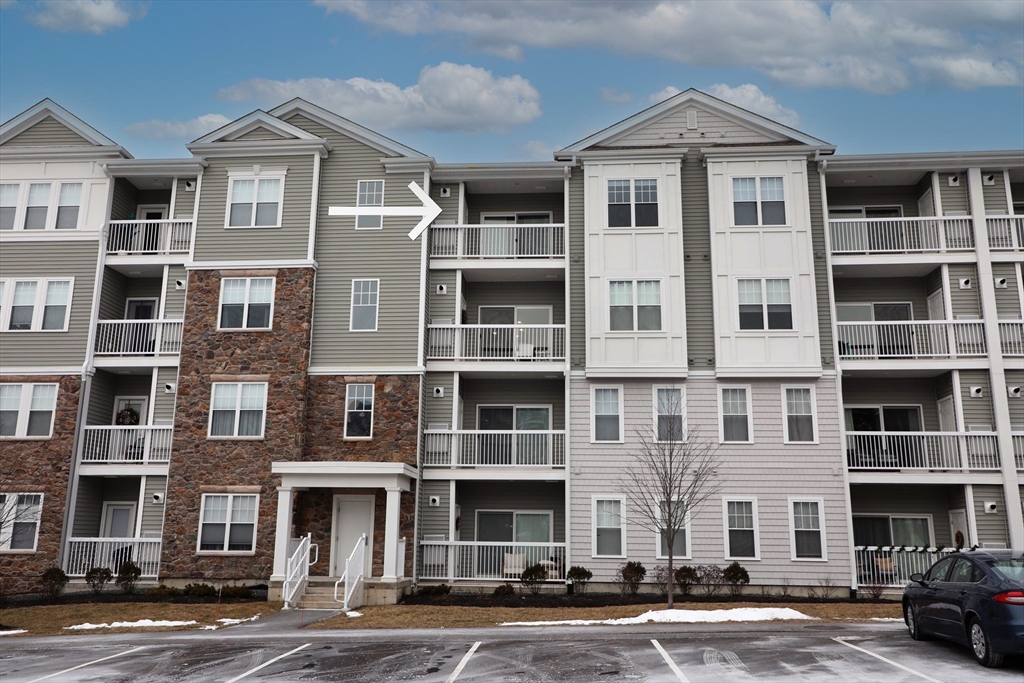 250-402 Martin's Landing 402