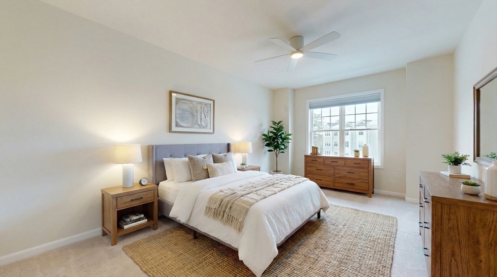 250-402 Martin's Landing 402