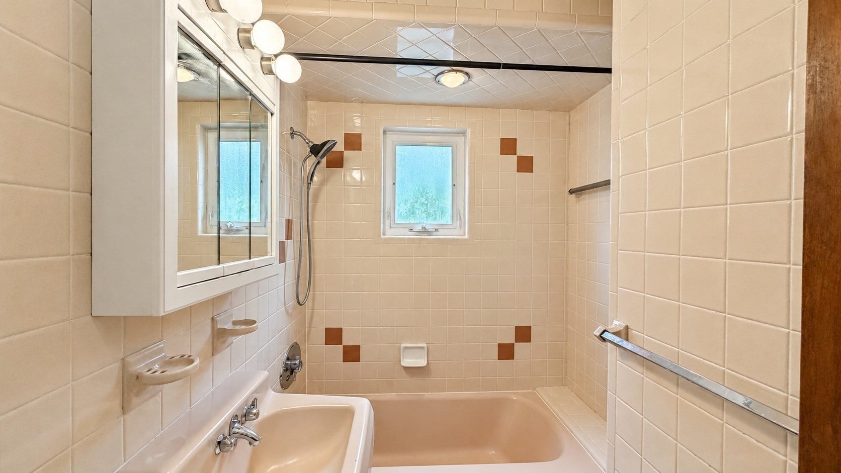 51 Dearborn St #1, Medford, MA, 51 Dearborn St #1, Medford, MA Photo #10